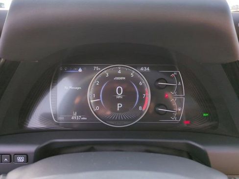 Used 2025 Lexus ES 350 Luxury w/ Accessory Package (Z2) image 11