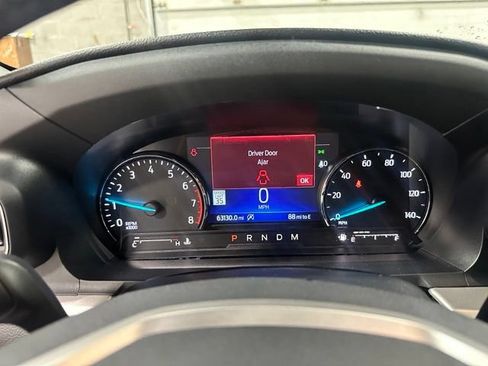 Used 2020 Ford Explorer XLT w/ Equipment Group 202A AWD/4WD image 20