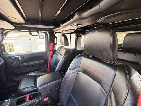 Used 2020 Jeep Wrangler Unlimited Rubicon w/ Quick Order Package 28Y Recon AWD/4WD image 14