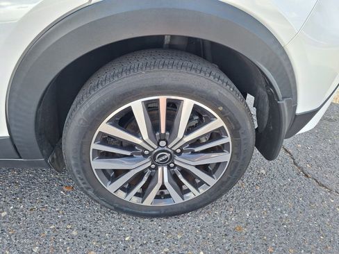 Used 2023 Nissan Kicks SV image 23