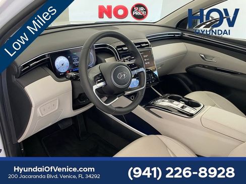 Certified 2024 Hyundai Tucson Limited FWD image 18