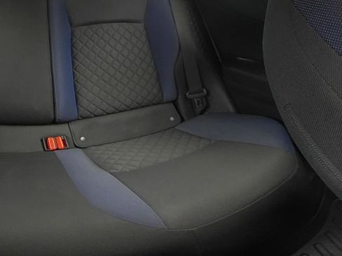 Used 2021 Toyota C-HR XLE FWD image 14