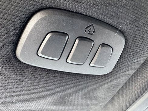 Used 2025 Ford Explorer ST-Line w/ Premium Package image 21