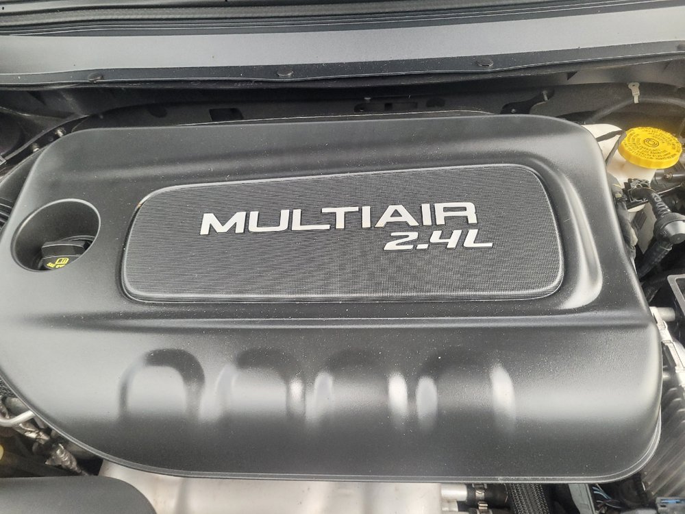 Used 2018 Jeep Cherokee Limited FWD image 30