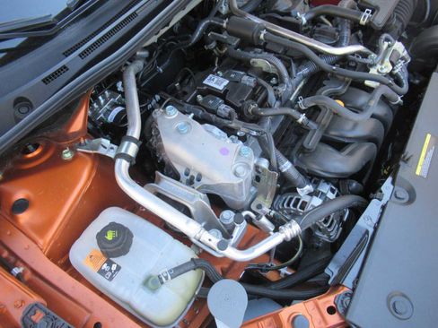 Used 2025 Nissan Sentra SR w/ SR Premium Package image 30