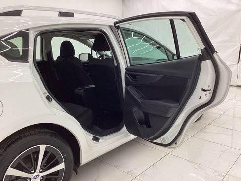 Used 2020 Subaru Impreza 2.0i Premium image 23