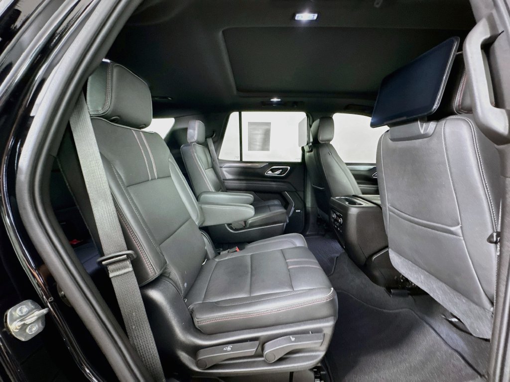 Used 2021 Chevrolet Tahoe RST w/ Luxury Package AWD/4WD image 32