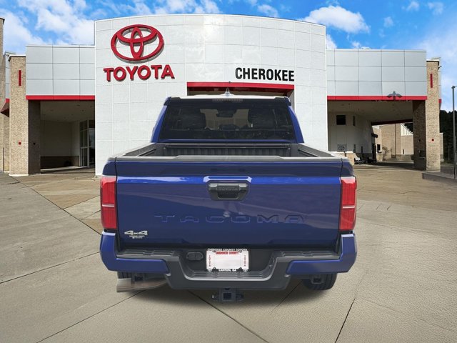 Used 2025 Toyota Tacoma SR5 AWD/4WD image 6