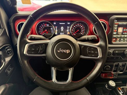 Used 2020 Jeep Gladiator Rubicon AWD/4WD image 17