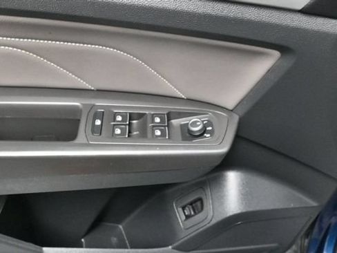 Used 2023 Volkswagen Atlas SE AWD/4WD image 14