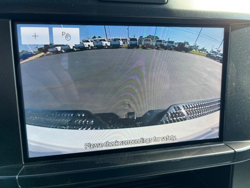 New 2025 Ford F350 XL w/ XL Chrome Package image 19