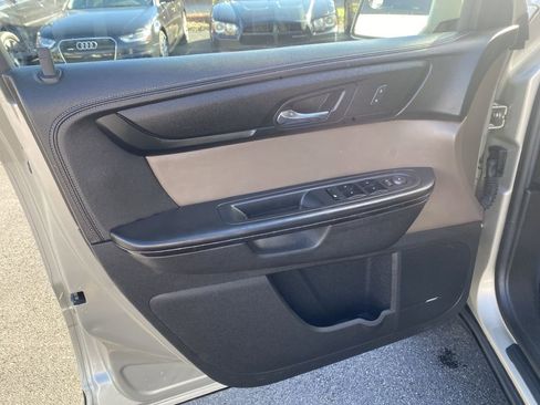 Used 2013 GMC Acadia SLT image 21