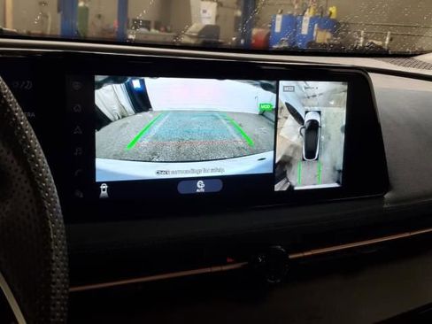 Used 2024 Nissan Ariya AWD image 31