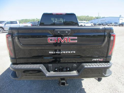 New 2026 GMC Sierra 3500 AT4 w/ AT4 Premium Plus Package AWD/4WD image 6