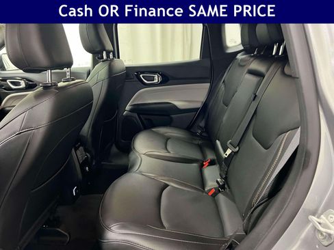Certified 2023 Jeep Compass Limited w/ Sun and Sound Group AWD/4WD image 11
