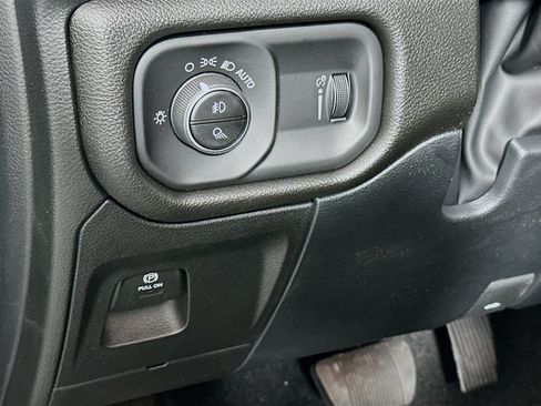New 2026 RAM 1500 Express AWD/4WD image 10