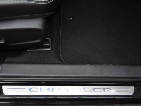 Used 2023 Chrysler 300 S w/ Comfort Group image 23