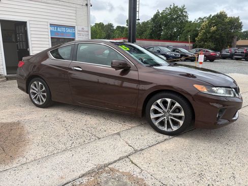 Used 2015 Honda Accord EX-L image 7