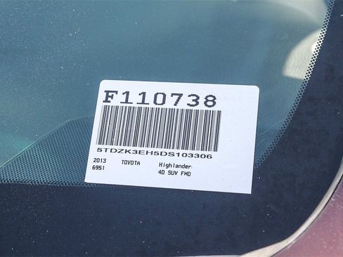 Used 2013 Toyota Highlander SE image 35