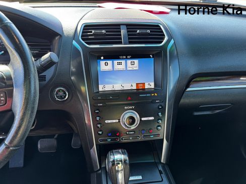 Used 2019 Ford Explorer Limited w/ Class III Trailer Tow Package image 21