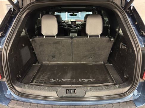 Used 2020 Ford Explorer ST w/ ST Street Pack image 33