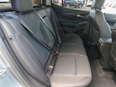 Used 2023 Buick Encore GX Select w/ Safety Package II image 24