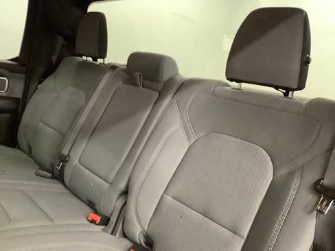 Used 2022 RAM 1500 Big Horn image 8