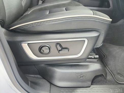Used 2025 RAM 1500 Laramie w/ Sport Appearance Package AWD/4WD image 42