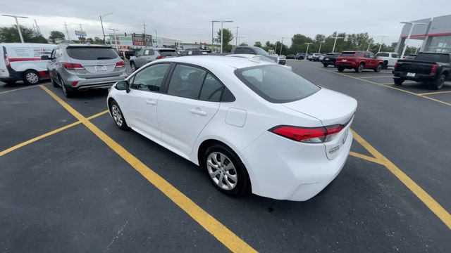 Used 2025 Toyota Corolla LE FWD image 8