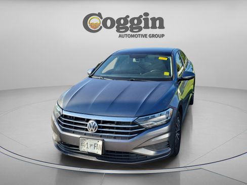Used 2020 Volkswagen Jetta SE w/ SE Cold Weather Package FWD image 10