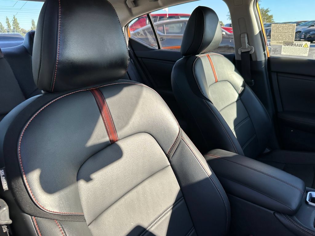 Used 2024 Nissan Sentra SR w/ SR Premium Package FWD image 14