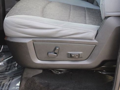 Used 2014 RAM 1500 Big Horn image 16