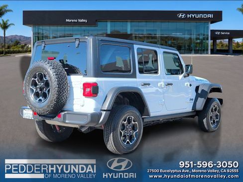 Used 2021 Jeep Wrangler Unlimited Rubicon 4xe w/ Safety Group AWD/4WD image 5