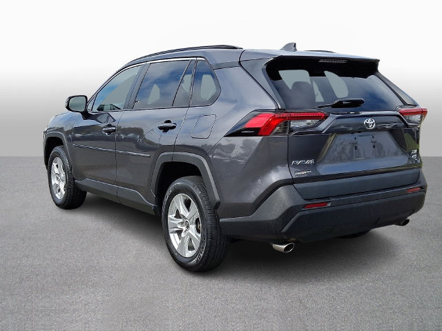 Used 2021 Toyota RAV4 XLE w/ Convenience Package AWD/4WD image 6