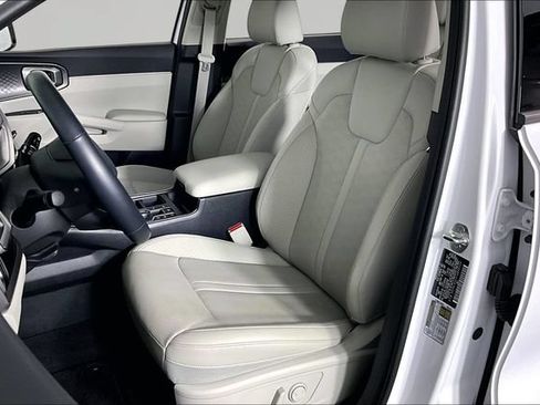 Certified 2026 Kia Sorento S FWD image 20
