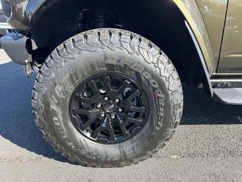 New 2025 Ford Bronco Raptor image 12