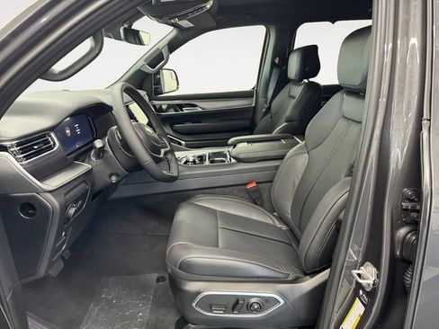 New 2026 Jeep Grand Wagoneer Limited AWD/4WD image 8