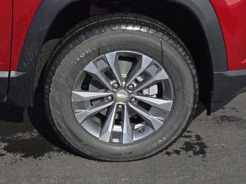 New 2026 Chevrolet Equinox LT image 8