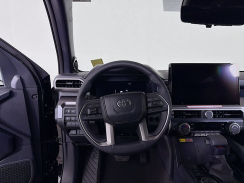 New 2026 Toyota 4Runner TRD Off-Road Premium AWD/4WD image 20
