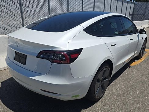 Used 2022 Tesla Model Y Performance AWD/4WD image 4