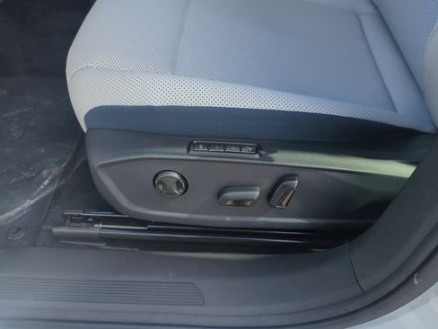 New 2025 Volkswagen ID.4 Pro S image 14