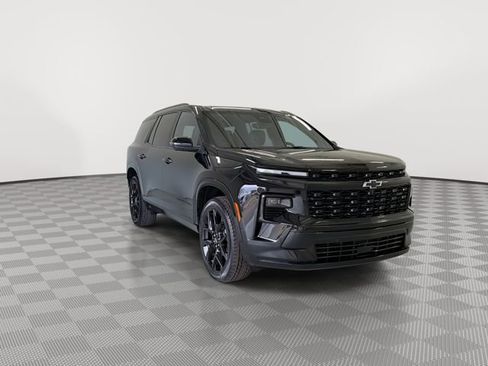 Used 2024 Chevrolet Traverse RS w/ LPO, Floor Liner Package image 2