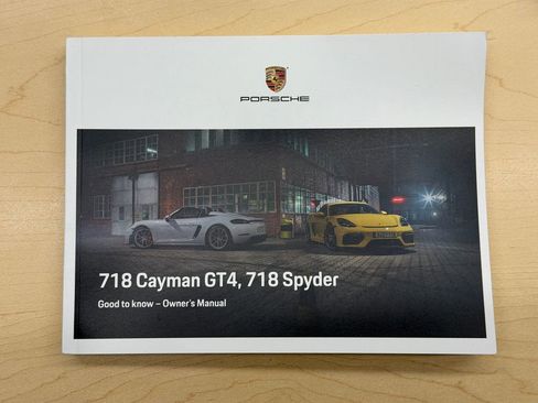 Used 2021 Porsche 718 Boxster Spyder RWD image 38