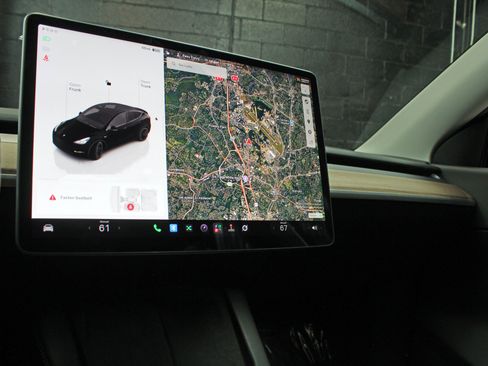 Used 2022 Tesla Model Y Performance AWD/4WD image 54