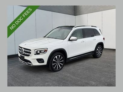 Used 2021 Mercedes-Benz GLB 250 4MATIC w/ Premium Package