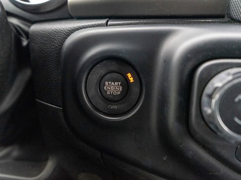 Used 2022 Jeep Wrangler Sport AWD/4WD image 23