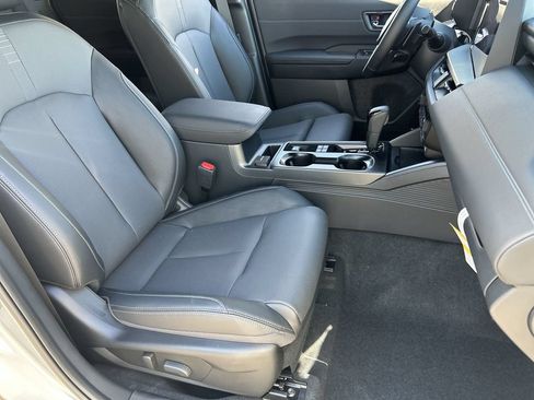 New 2026 Subaru Outback Touring AWD/4WD image 7