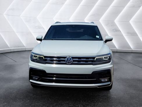 Used 2019 Volkswagen Tiguan SEL Premium R-Line AWD/4WD image 2