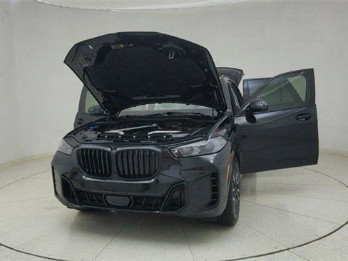 Used 2024 BMW X5 sDrive40i w/ M Sport Package image 76
