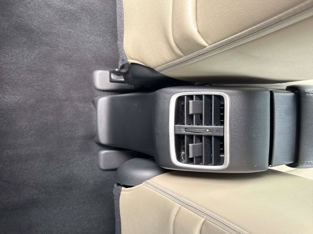 Used 2016 Honda CR-V Touring image 14